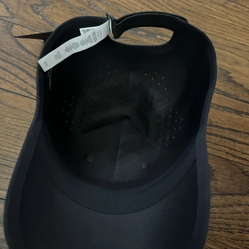 Under Armour StealthForm Uncrushable Unisex Hat Lightweight Performance M/L Blk - Picture 6 of 7
